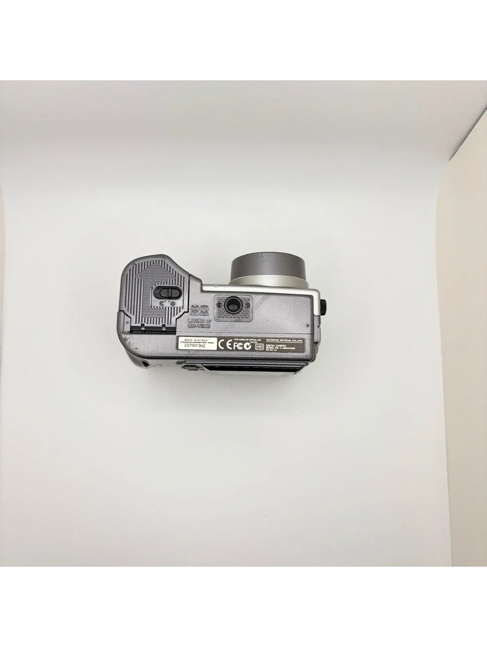 Olympus Camedia C-4000 Zoom 4.0MP Digital Camera - Working C134